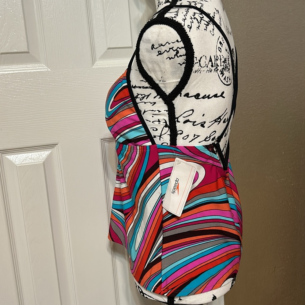 Speedo Tankini - Picture 2 of 8